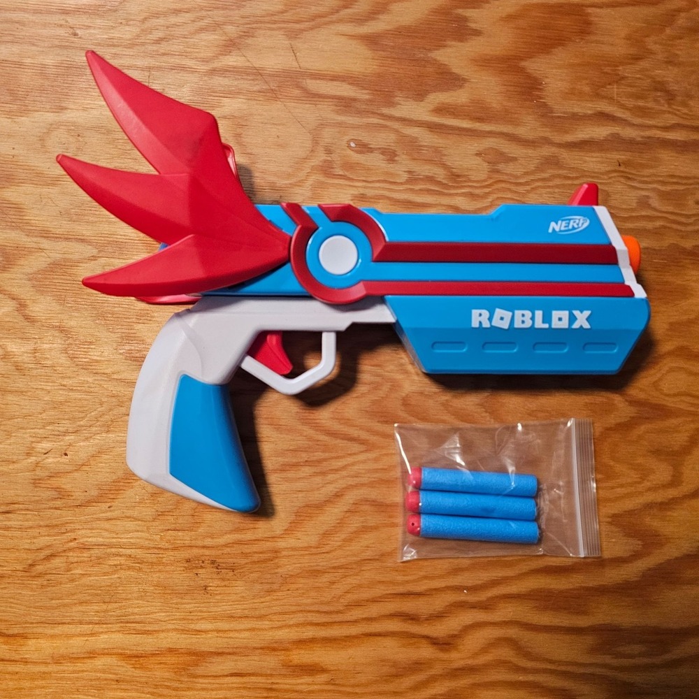 NERF Roblox Dart Blaster Toy Gun Blue Red White Single Shot 3 Foam Darts